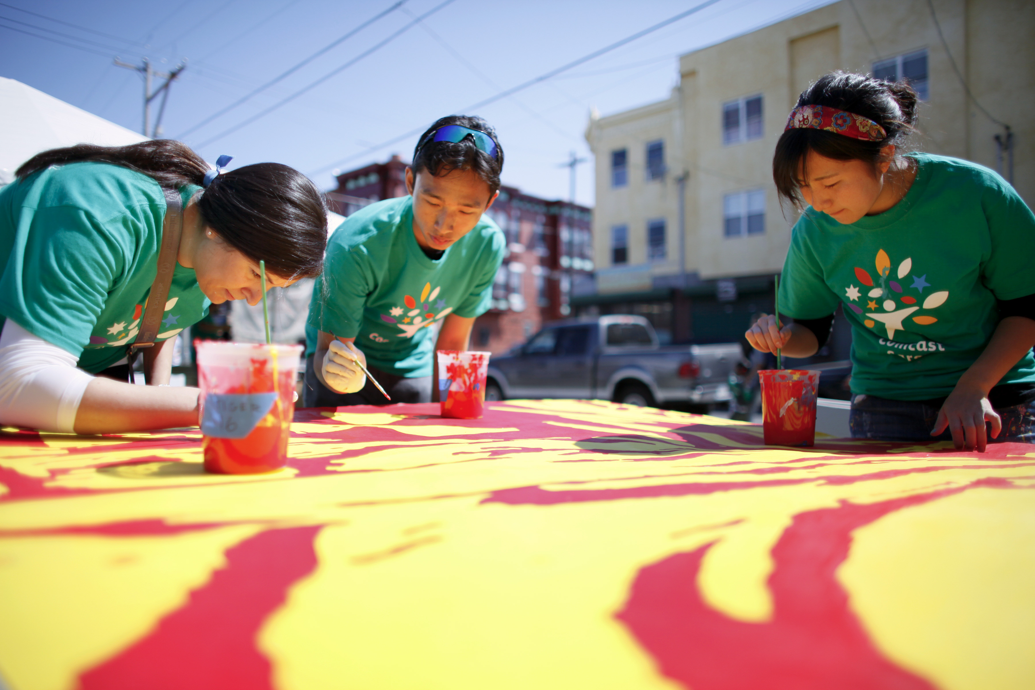 philadelphia-mural-arts-comcast-cares-day