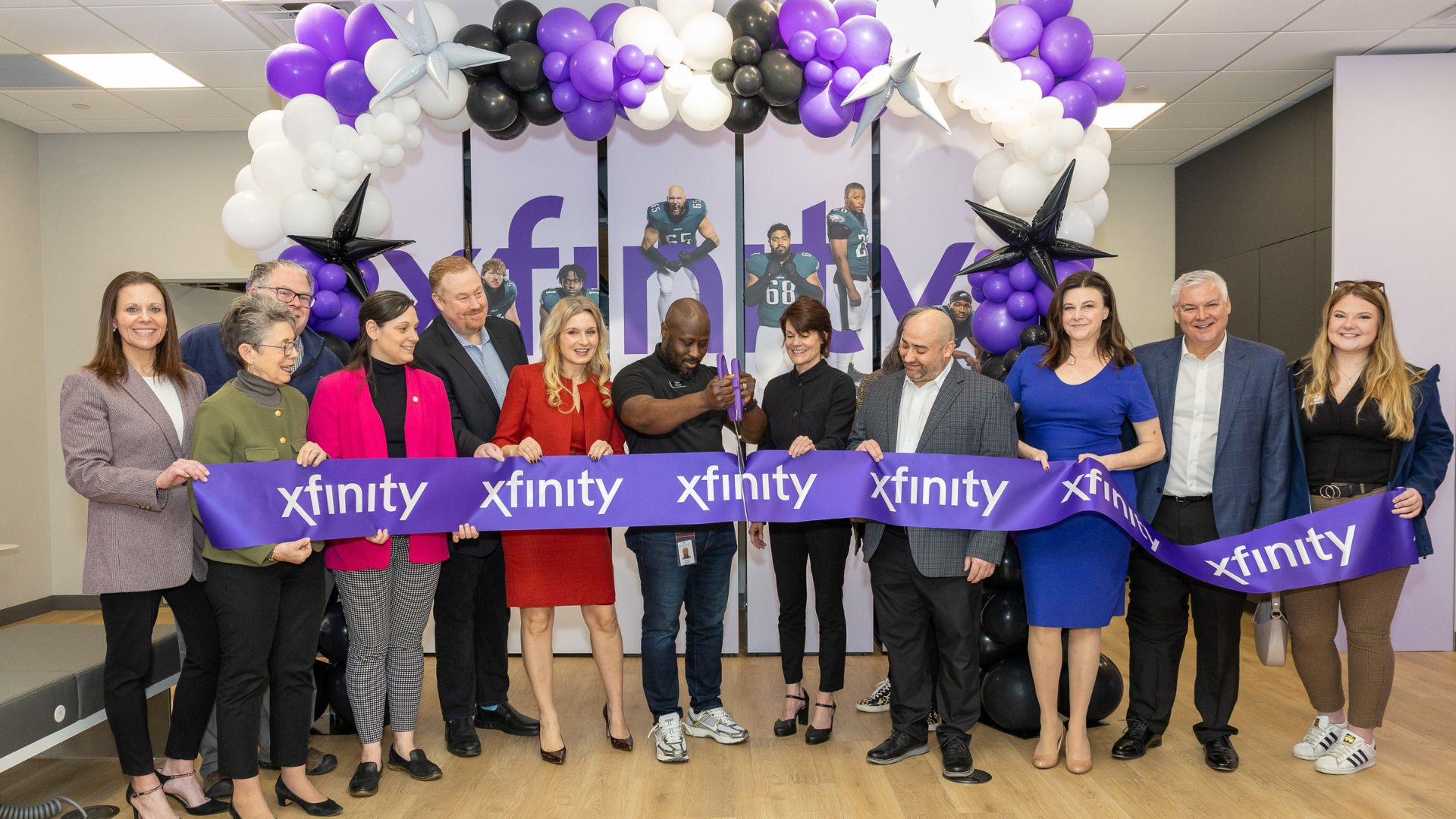 Ribbon Cutting at Comcast's Villanova Xfinity Store.